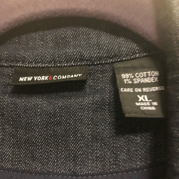 Jean jacket 🧥 - Picture 2 of 4